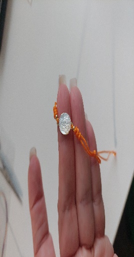 Pulsera Hilo Rojo  Cruz Dorada