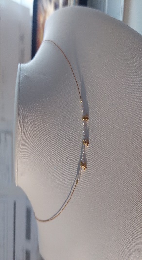 Cadena Con Virgen Milagrosa Engastada Con Rubí Mediana