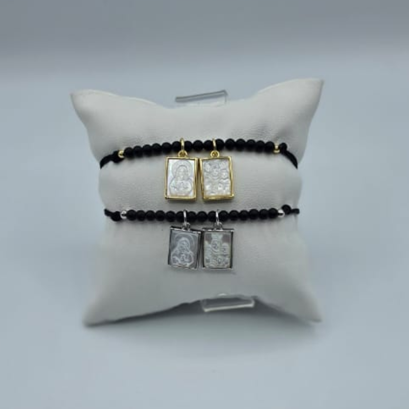 Pulsera hilo negro azabache, escapularios nacar engastados 8x11mm