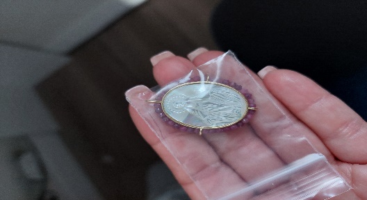 Collar  Escapulario Dorado Plane Grande Con Perla