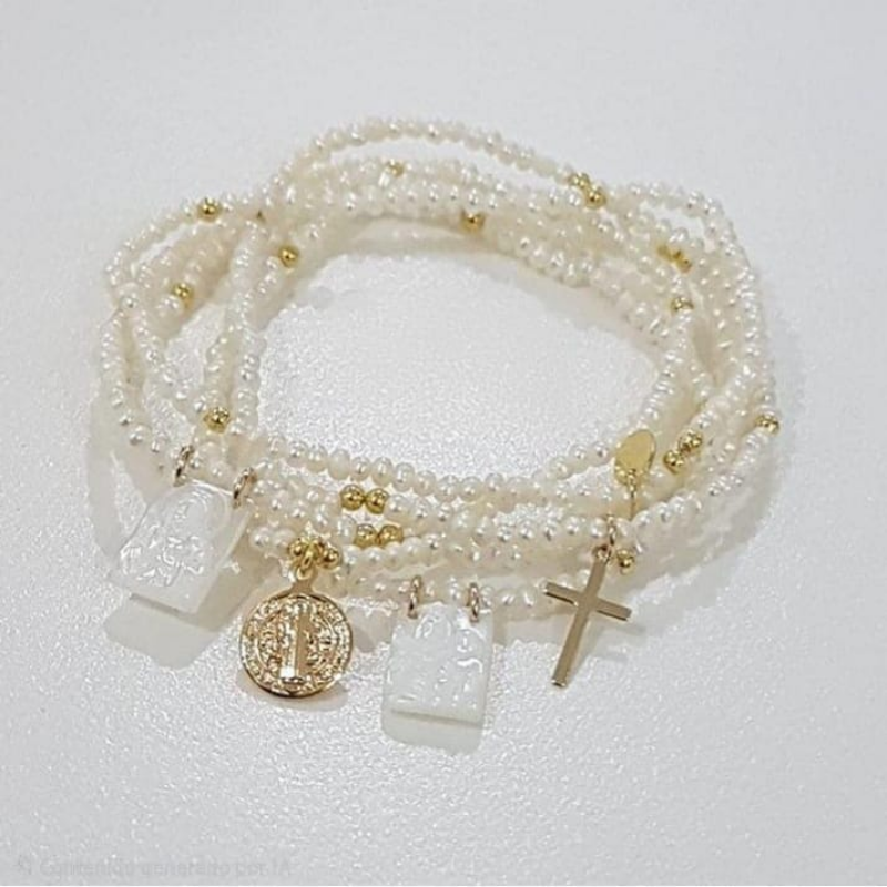 Set de 5 pulseras perlas dijes escapularios nacar 8x11mm, san benito y cruz